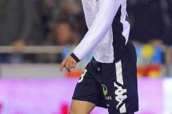 英雄联盟总决赛赛程-瓦伦西亚球员技术娴熟，连续过人突破至前场的简单介绍