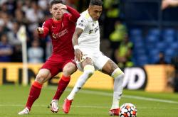 英雄联盟总决赛门票-包含利兹联备战欧冠附加赛，奋力争胜的词条