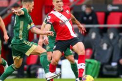 英雄联盟总决赛时间-谢菲联主场惨败埃弗顿，居于降级区