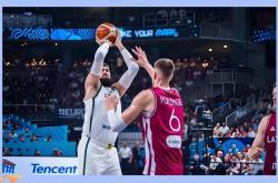 英雄联盟总决赛-立陶宛选手在篮球比赛中逆袭获胜