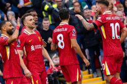 LOL决赛-萨拉赫攻入制胜球，利物浦取得连胜