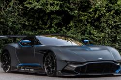 英雄联盟总决赛2025-F1新赛季揭幕战之夜，孔德刺破黑暗的终极超越，王座新秩序就此开启？