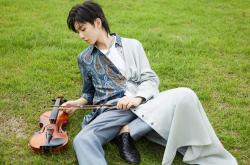 LOL赛事-广厦庇佑金州梦，库里西决生死战化身鹈鹕终结者