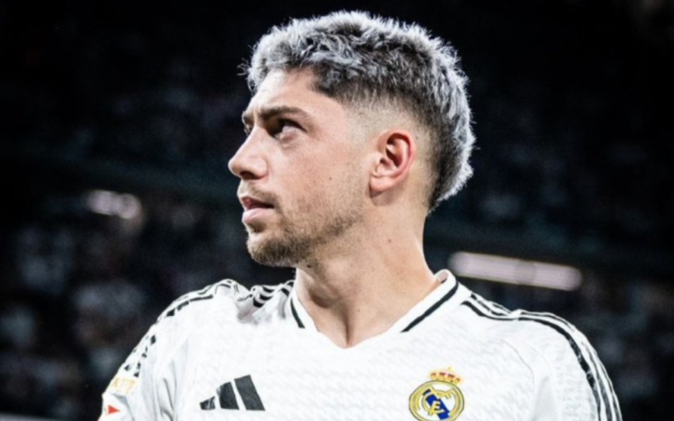 巴尔韦德再遇危机，巴萨需改进防守