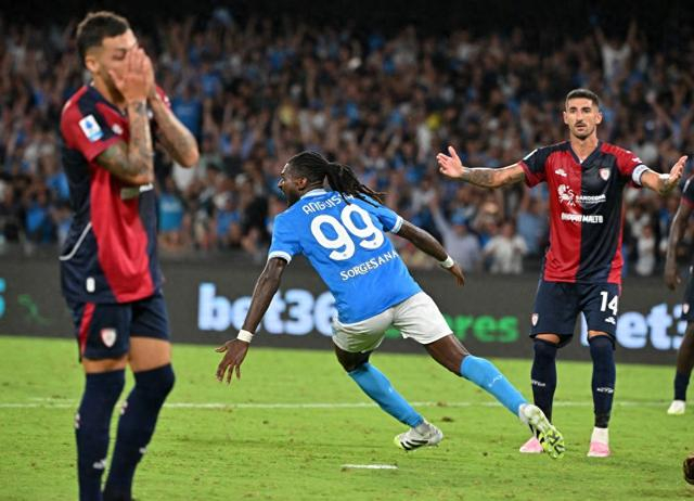 奥格斯堡后防不慎失误,球队丢球频繁的简单介绍 奥格斯堡后防不慎失误,球队丢球频繁的简单介绍