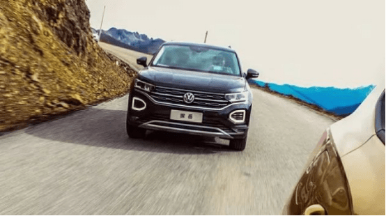 包含黑马不负众望，快速攀升排行榜的词条