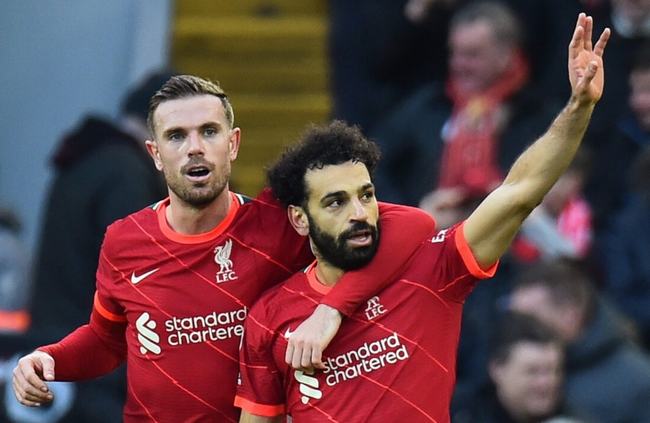 包含诺维奇主场逆转，艰难保级路漫漫的词条