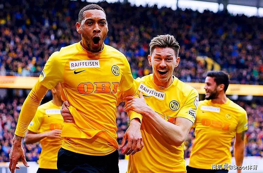 维拉利尔重返：欧冠舞台胜算几何的简单介绍