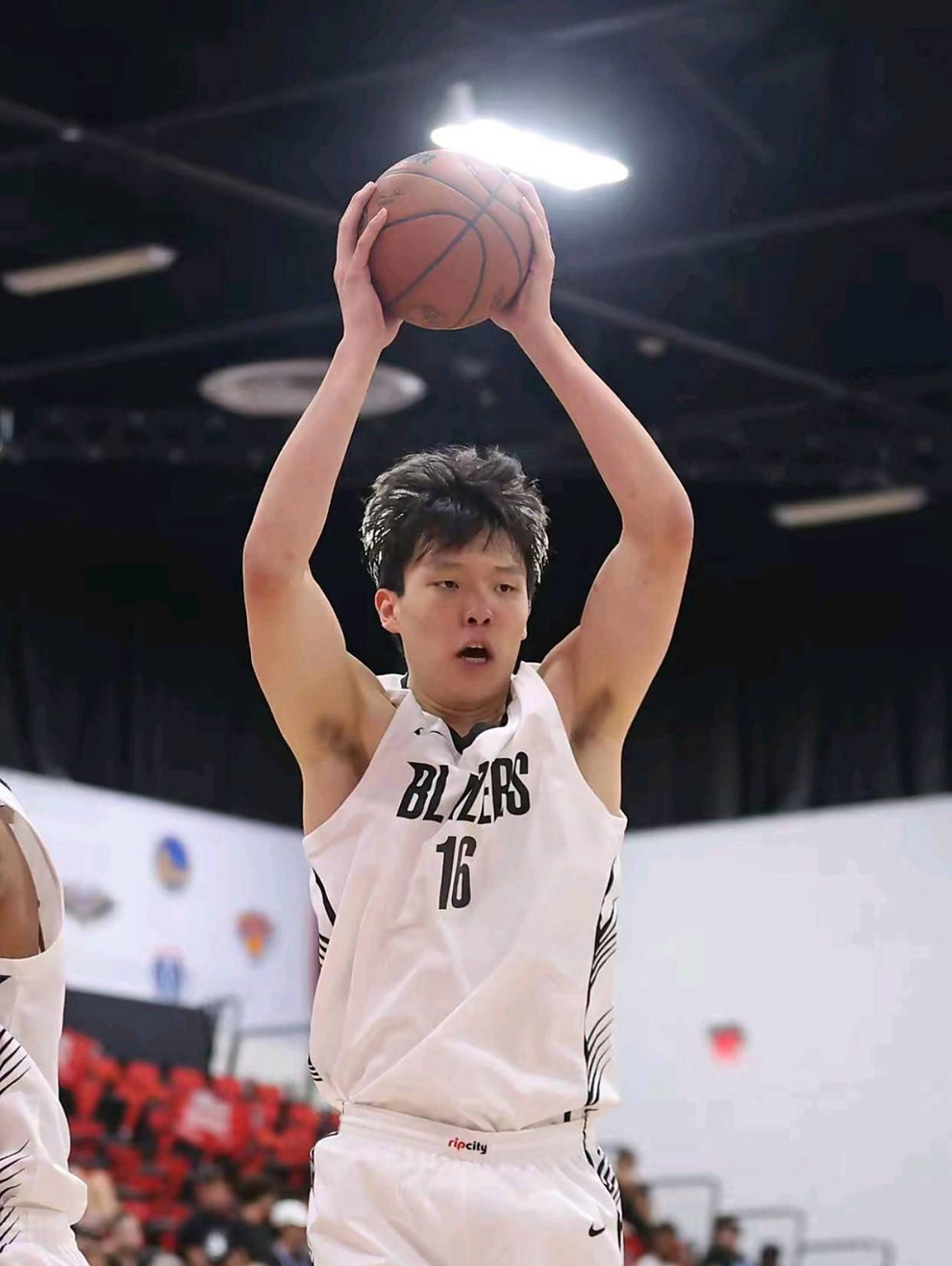 关于开拓者队全队发力，取得连胜势头的信息