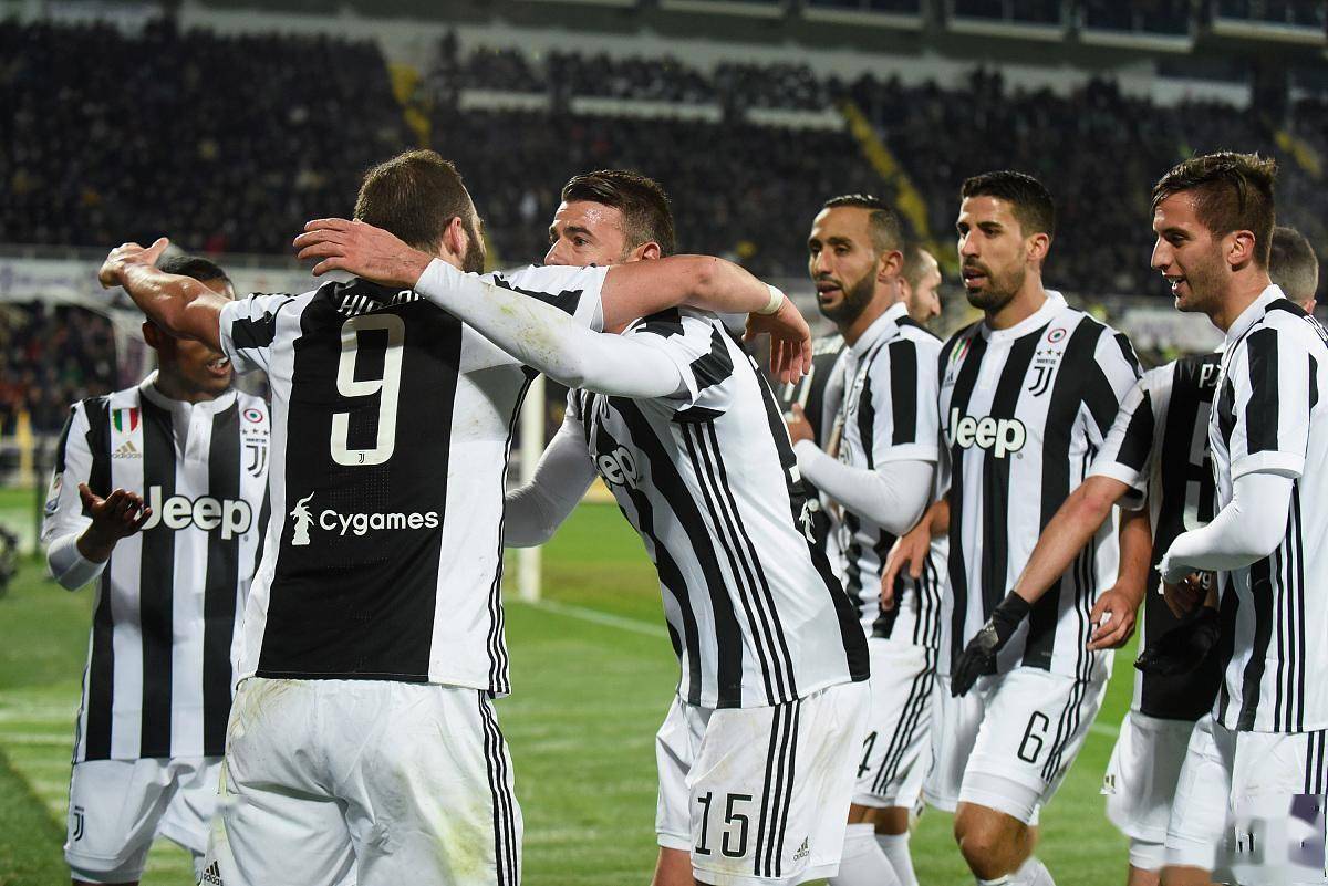 尤文图斯在主场战胜对手成功晋级