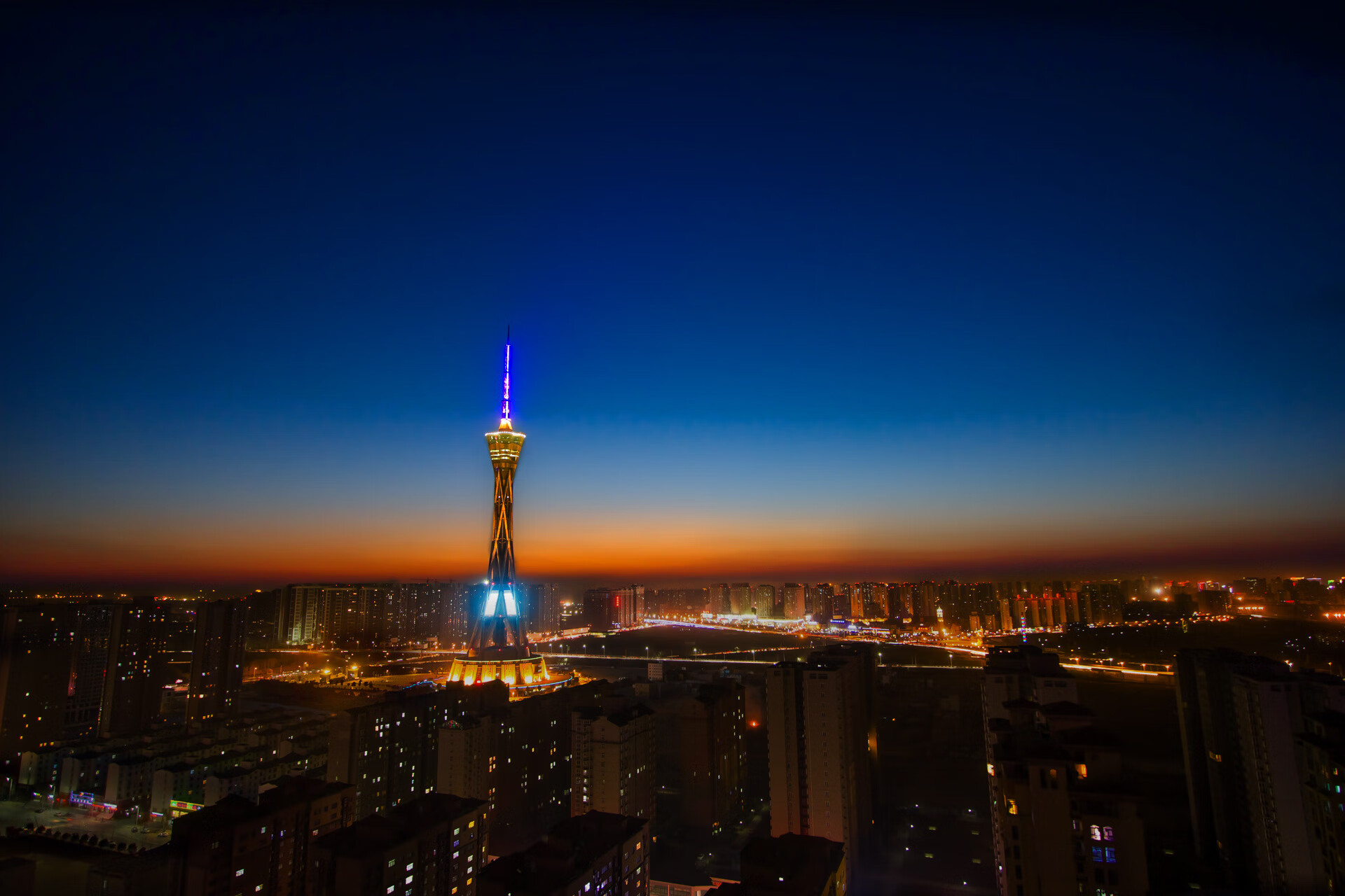 当东决的硝烟遇见地中海的波涛，摩纳哥血拼比利亚雷亚尔