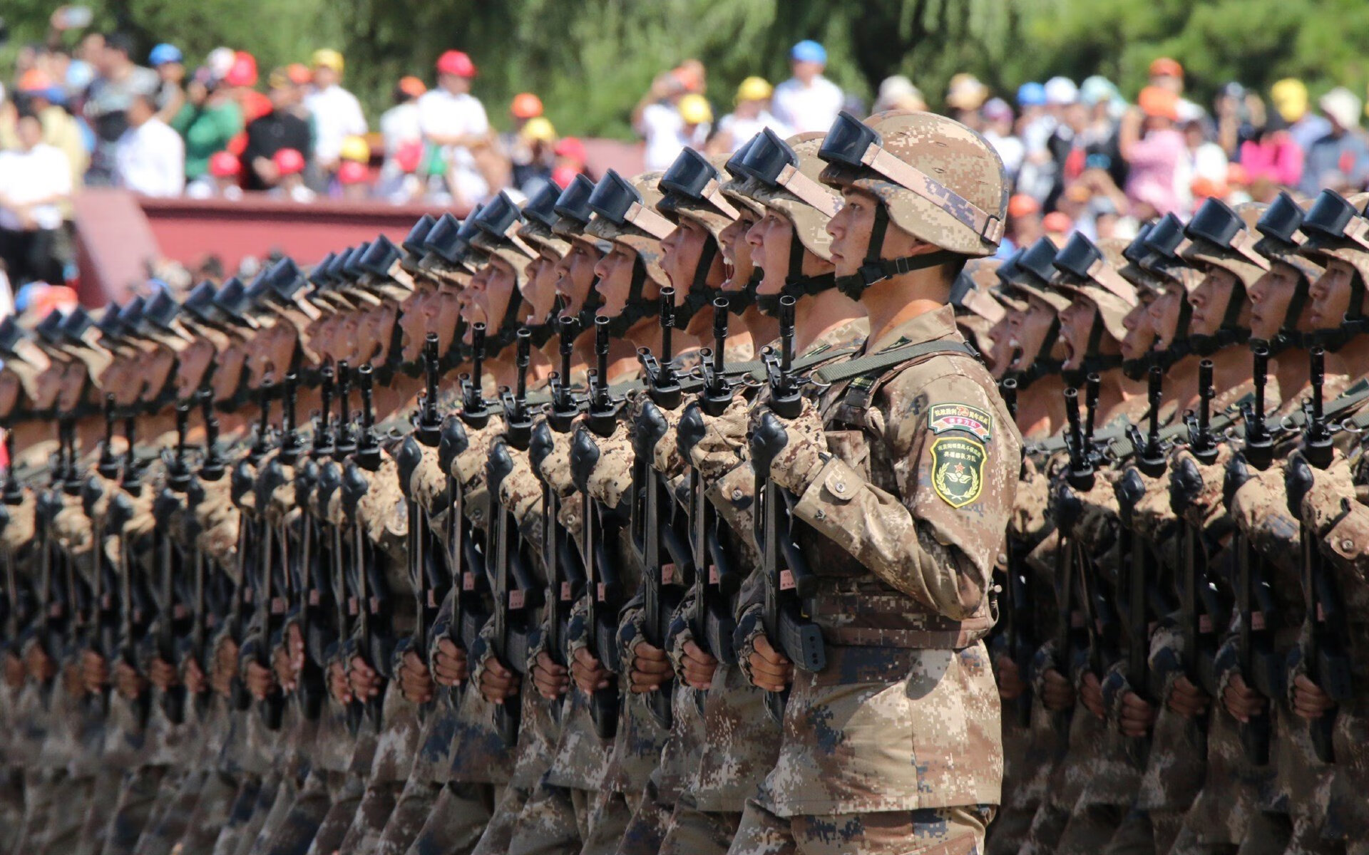 当拉文在欧冠决赛的篮球场降临