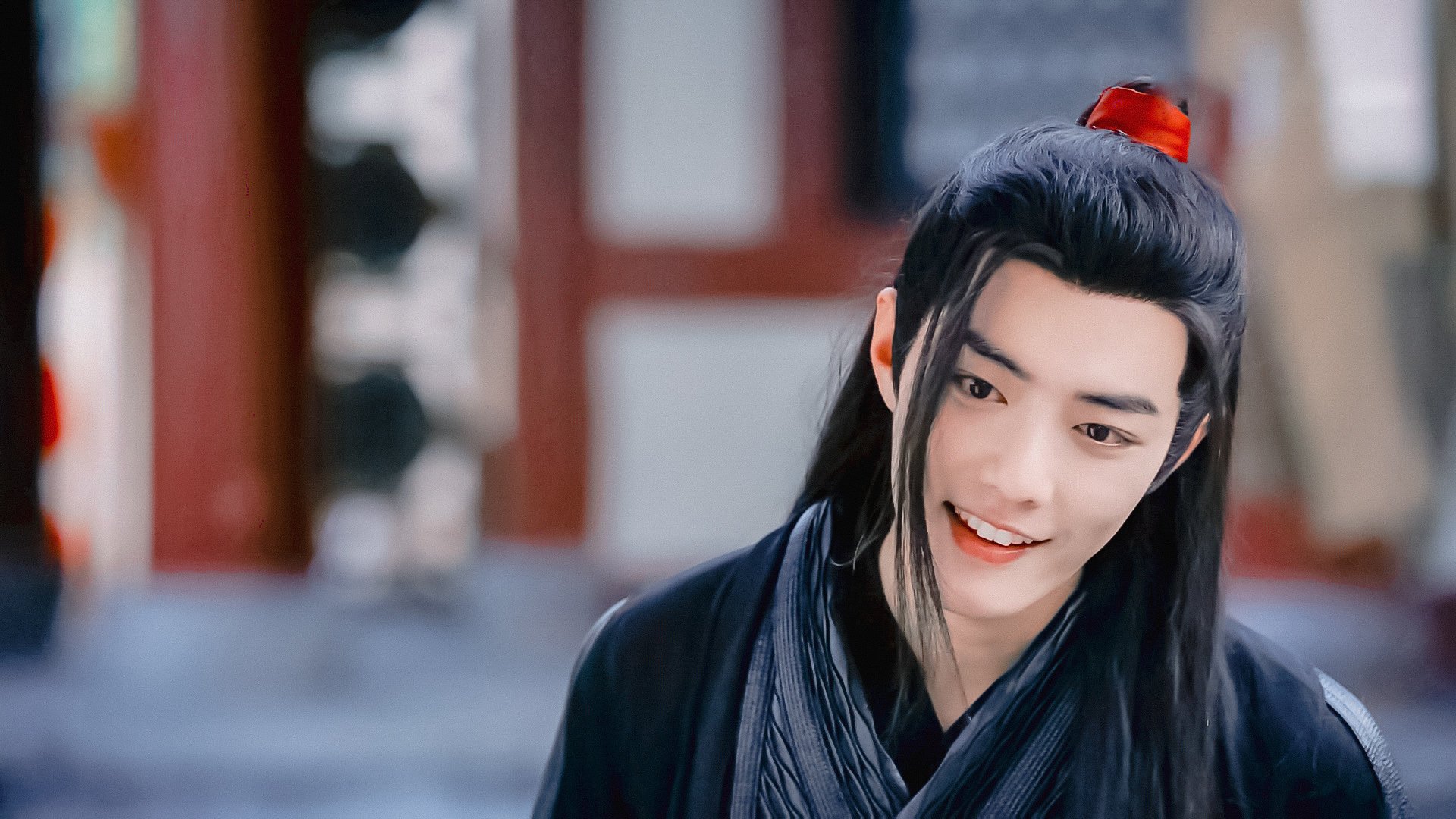 金色头盔照亮奥运暗夜,卢卡库一锤定音的周期交响